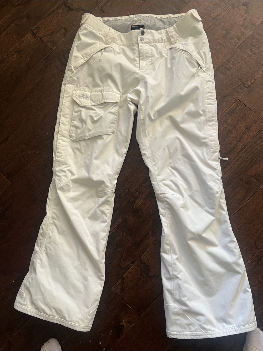 The North Face Women's White Snow Pants - Size Large with Cargo Pocket